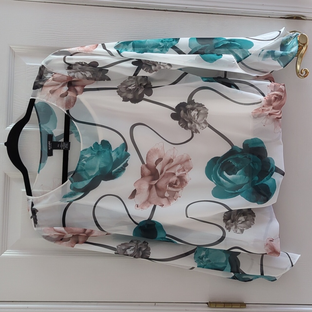 Alfani modern floral blouse
